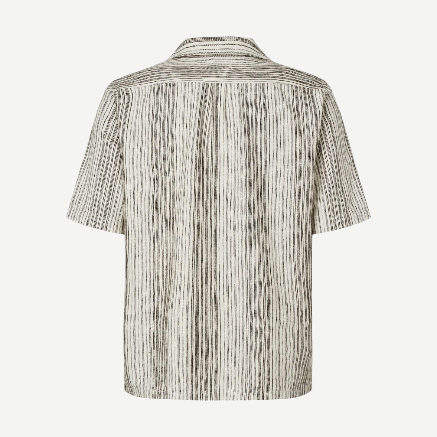 Samsoe Samsoe Oscar AX brown shirt for men, featuring a classic fit with button-down collar and chest pocket.