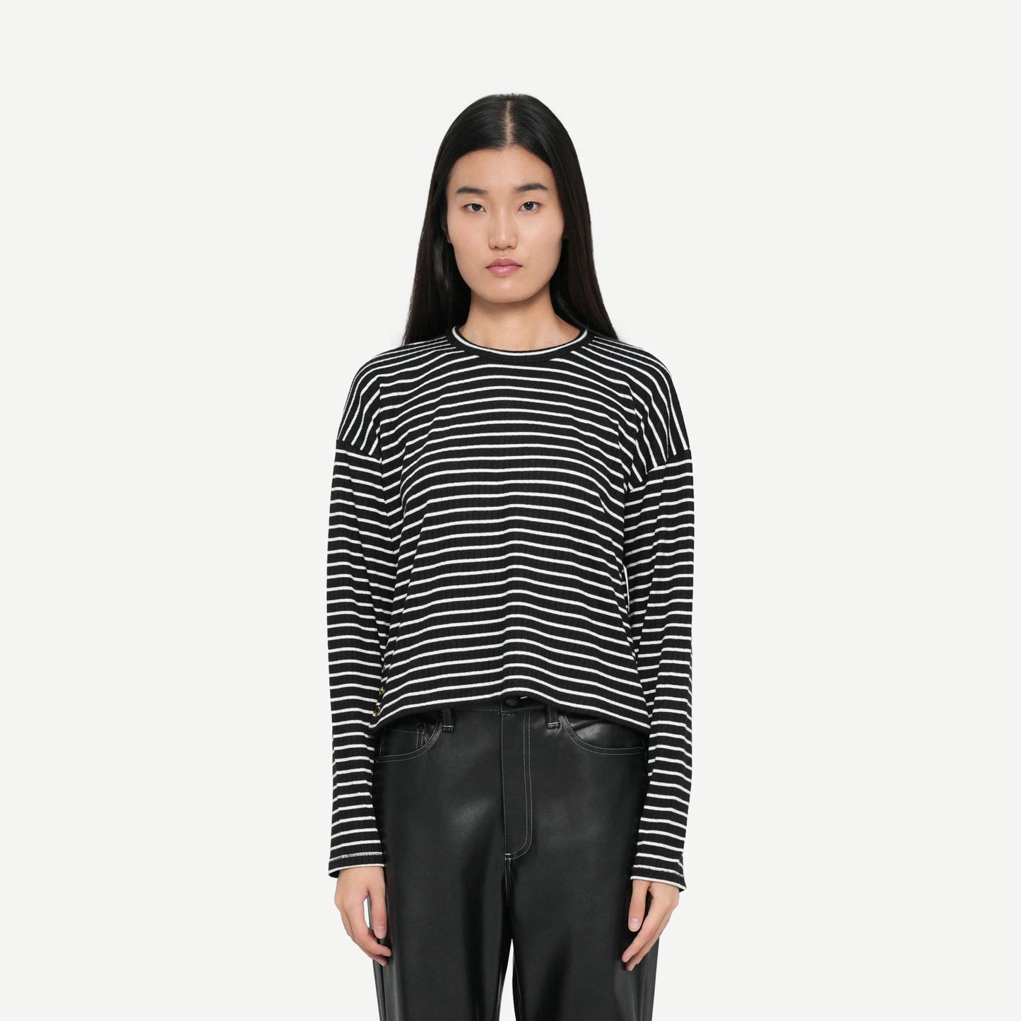 The Knit Stripe Crewneck Pullover - Black MT