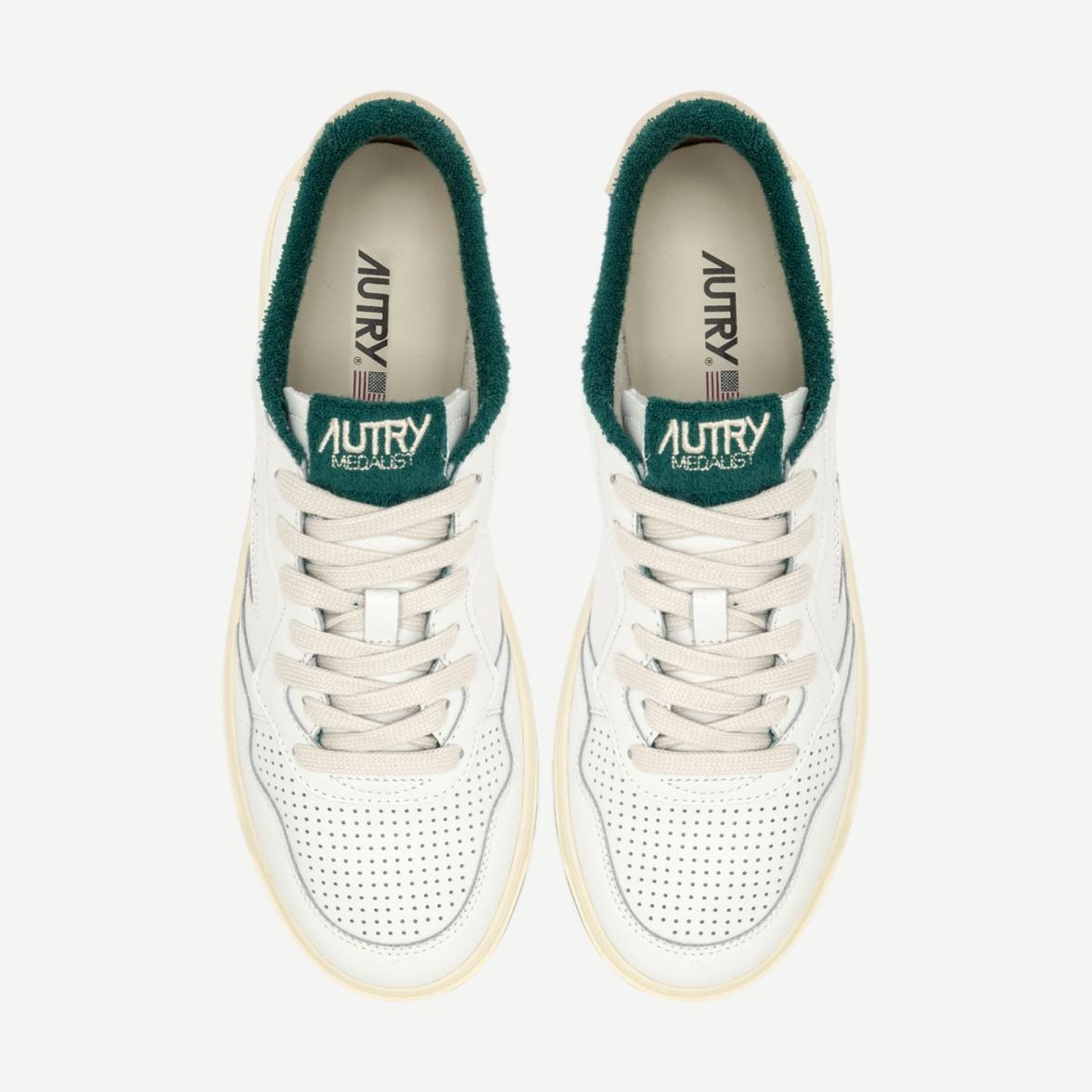 Medalist Low Wom - Virgin/Sponge White/Forest - Galvanic.co