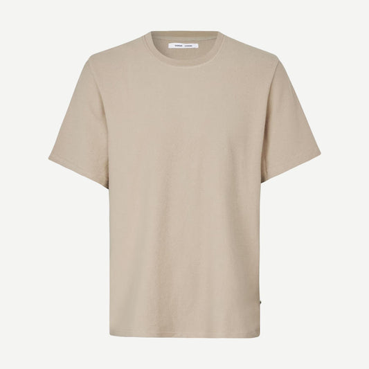 Samsoe Samsoe Odin T-Shirt in pure cashmere, close-up of soft, luxurious knit fabric and classic fit.