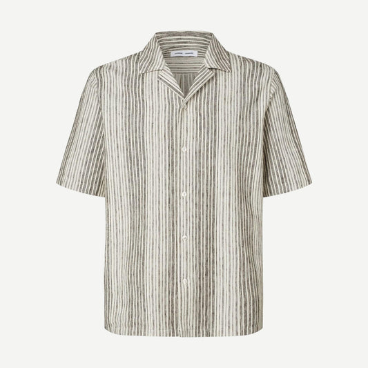 Samsoe Samsoe Oscar AX Brown St. shirt with a classic design, displayed on a hanger showing the fabric and collar details.