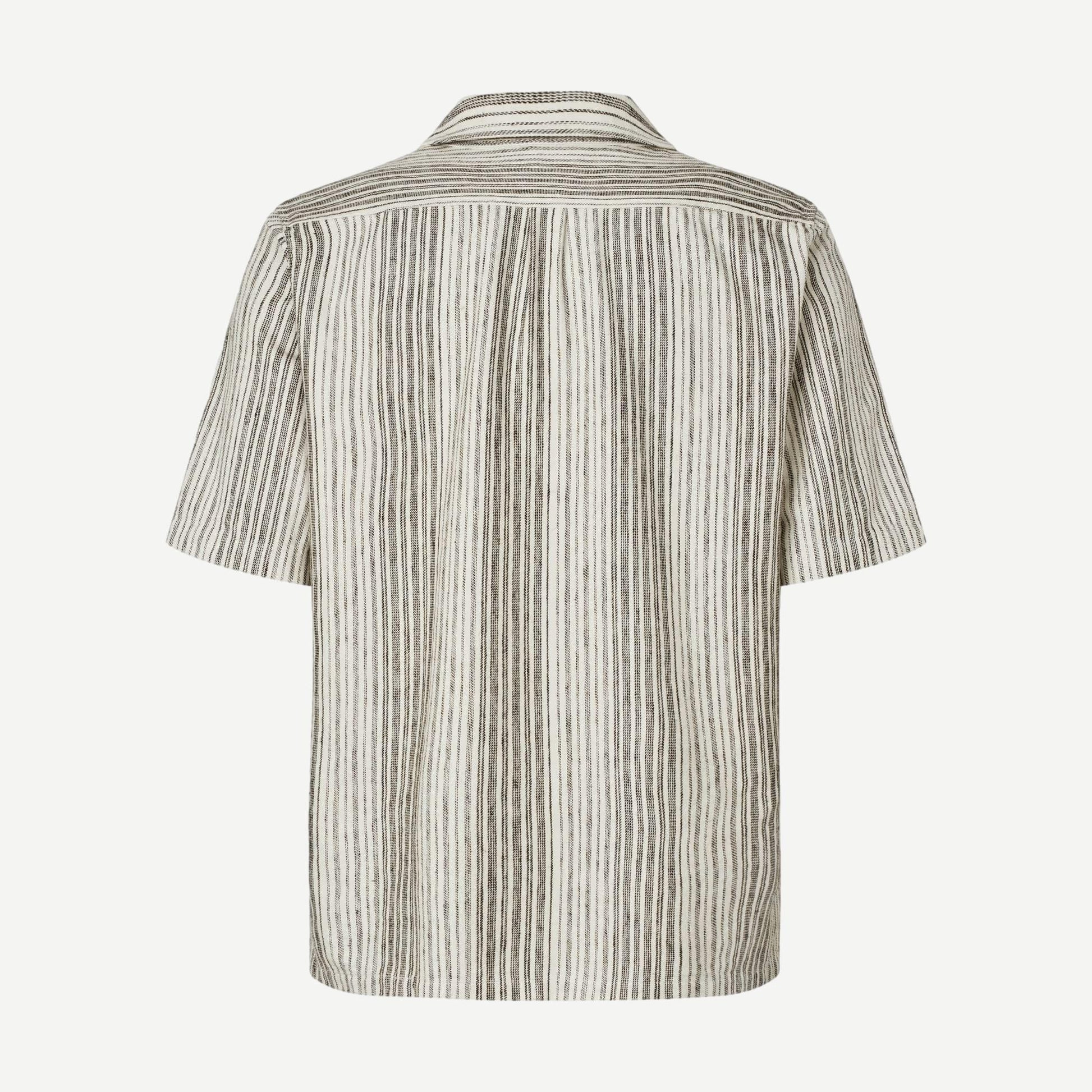 Samsoe Samsoe Oscar AX brown shirt for men, featuring a classic fit with button-down collar and chest pocket.