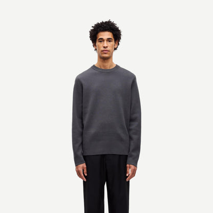Saniklas Sweater - Black Oyster - Galvanic.co