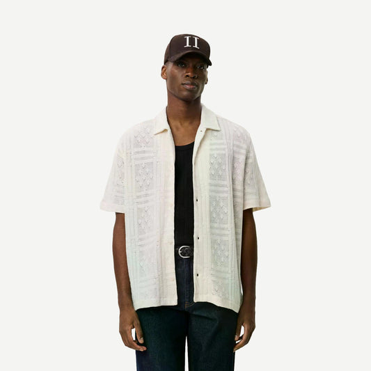 Les Deux Hector Pointelle SS Shirt in Eggnog White, lightweight and breathable men's shirt with a subtle pointelle pattern.