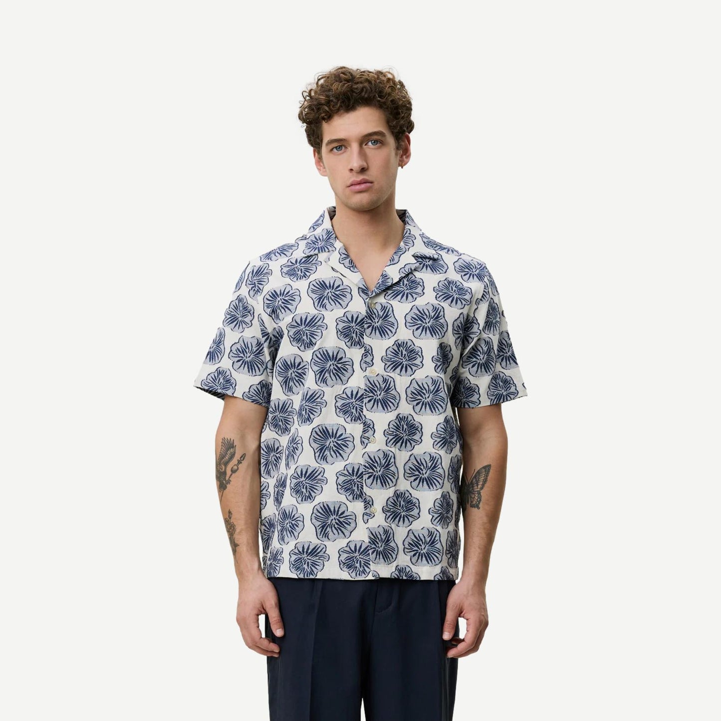 Dahlia Jacquard SS Shirt - Dark Denim Blue