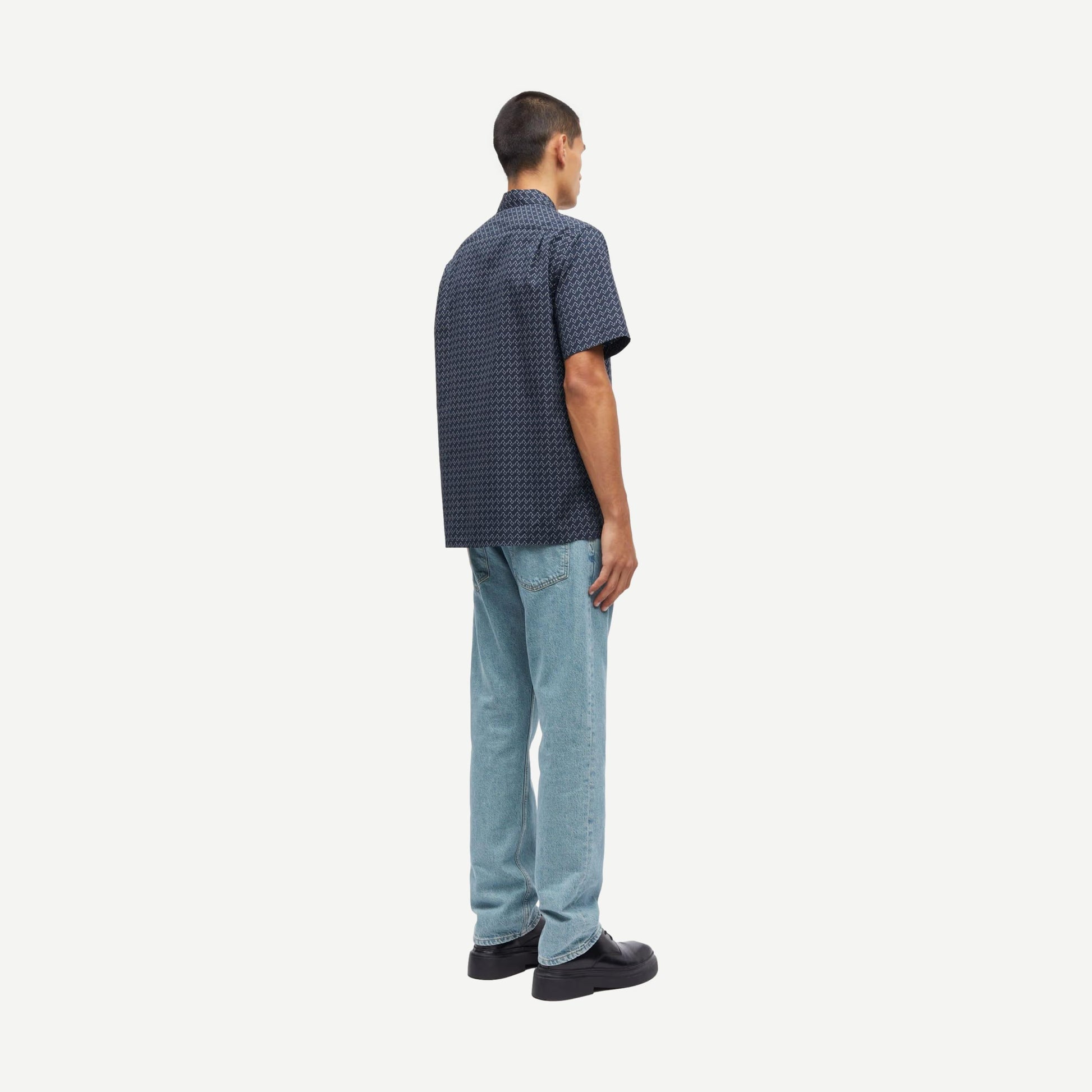 Saavan JX Shirt - Arrow Print Salute - Galvanic.co