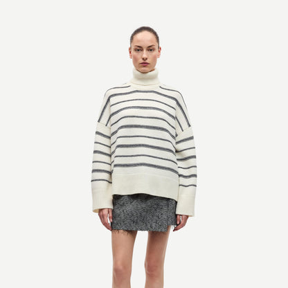 Sekeiku Stripe Turtleneck - Clear Cream - Galvanic.co