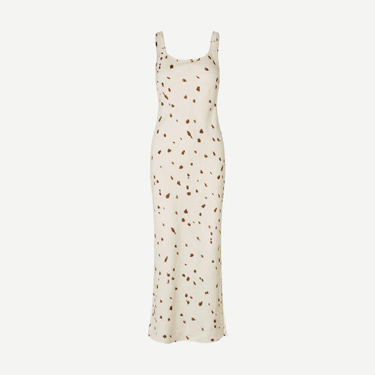 Samsoe Samsoe Sasunny Dress in Stray Dott with a relaxed fit, featuring a flowy silhouette and playful dot pattern.