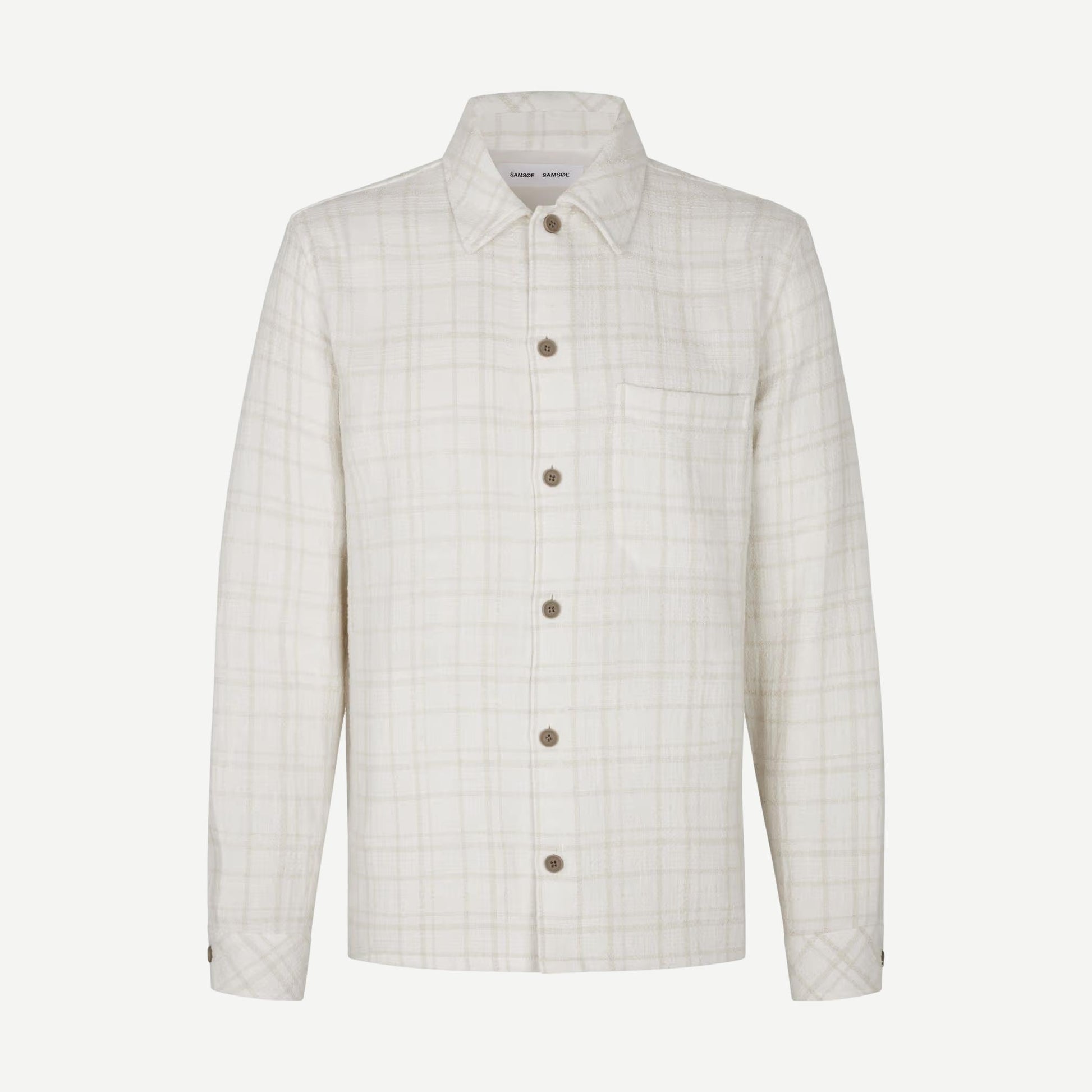 Samsoe Samsoe Sadamon GC overshirt in silver birch color, lightweight shirt with button details and relaxed fit.