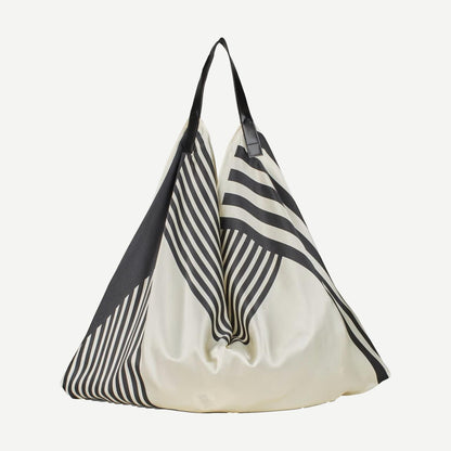 Black Saelli scarf bag by Samsoe Samsoe, stylish bag with scarf detail, made of durable material, designed for versatile use.