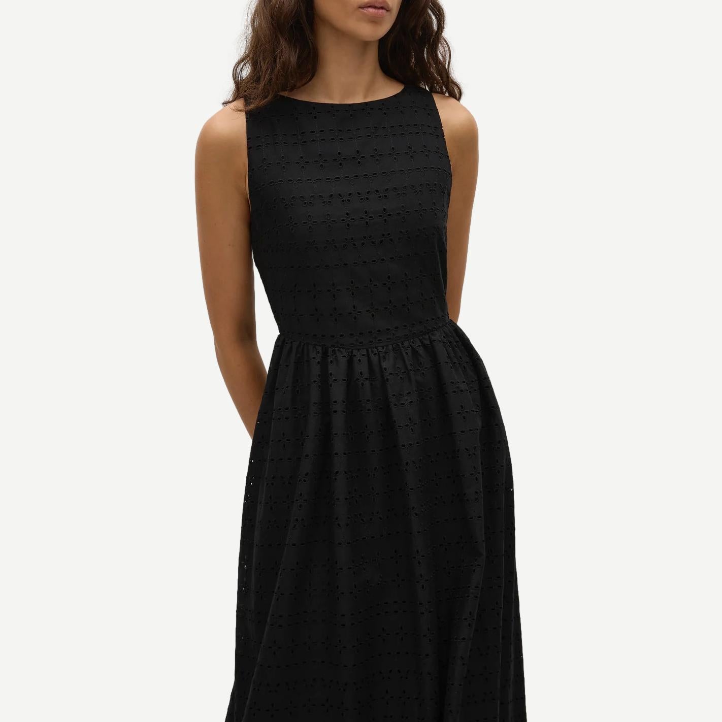 Tuva Midi Dress - Agnes Broderie Anglaise Black - Galvanic.co