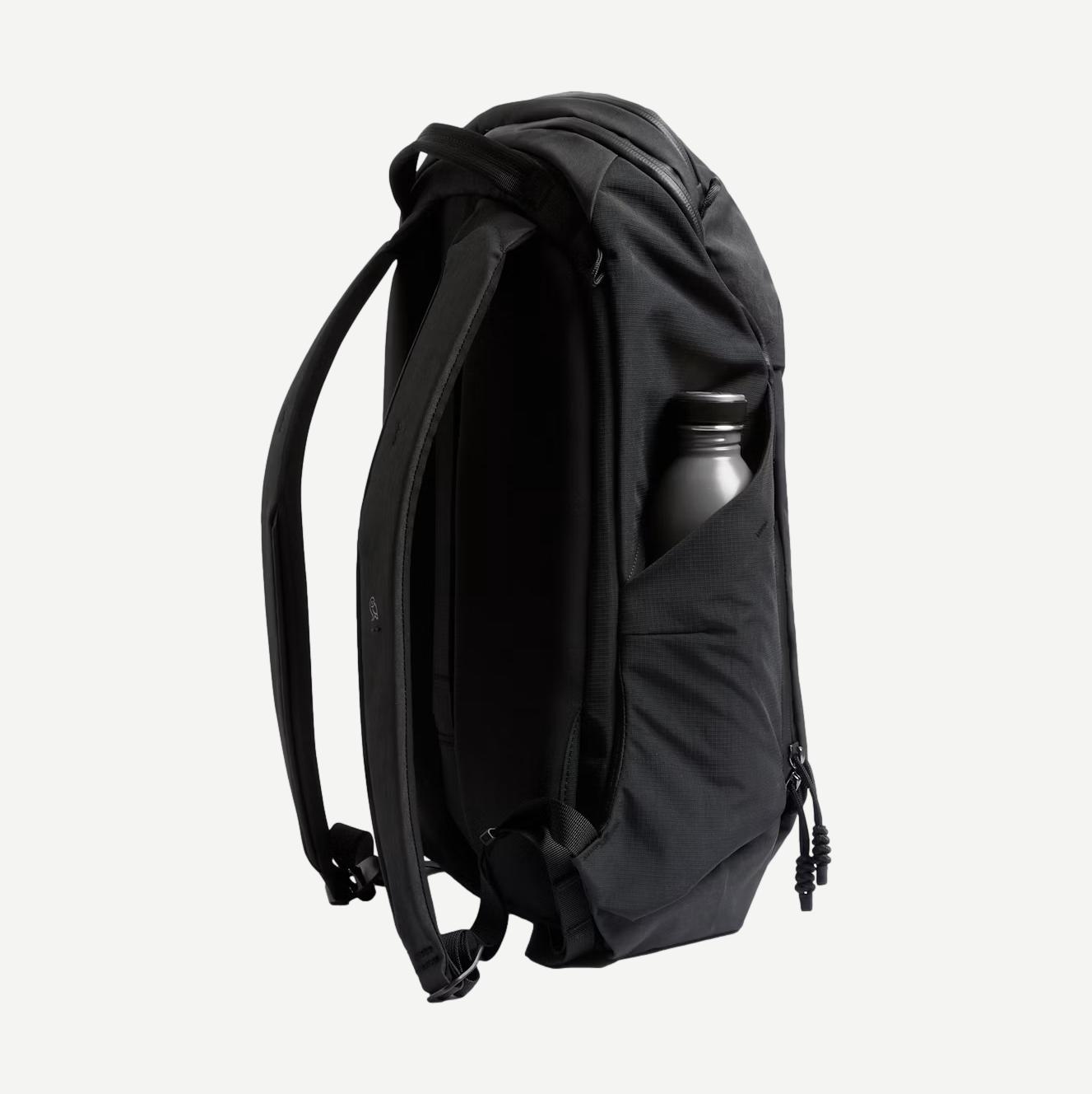 Venture Ready Pack 20L - Black
