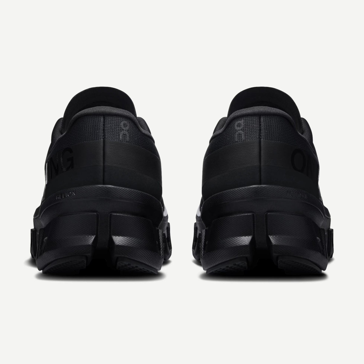 Cloudmonster 1 Women - Black - Galvanic.co