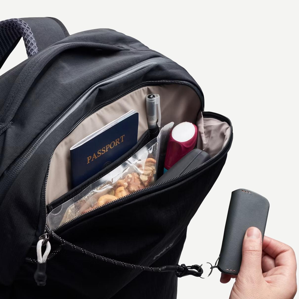 Lite Travel Pack 30L - Black - Galvanic.co