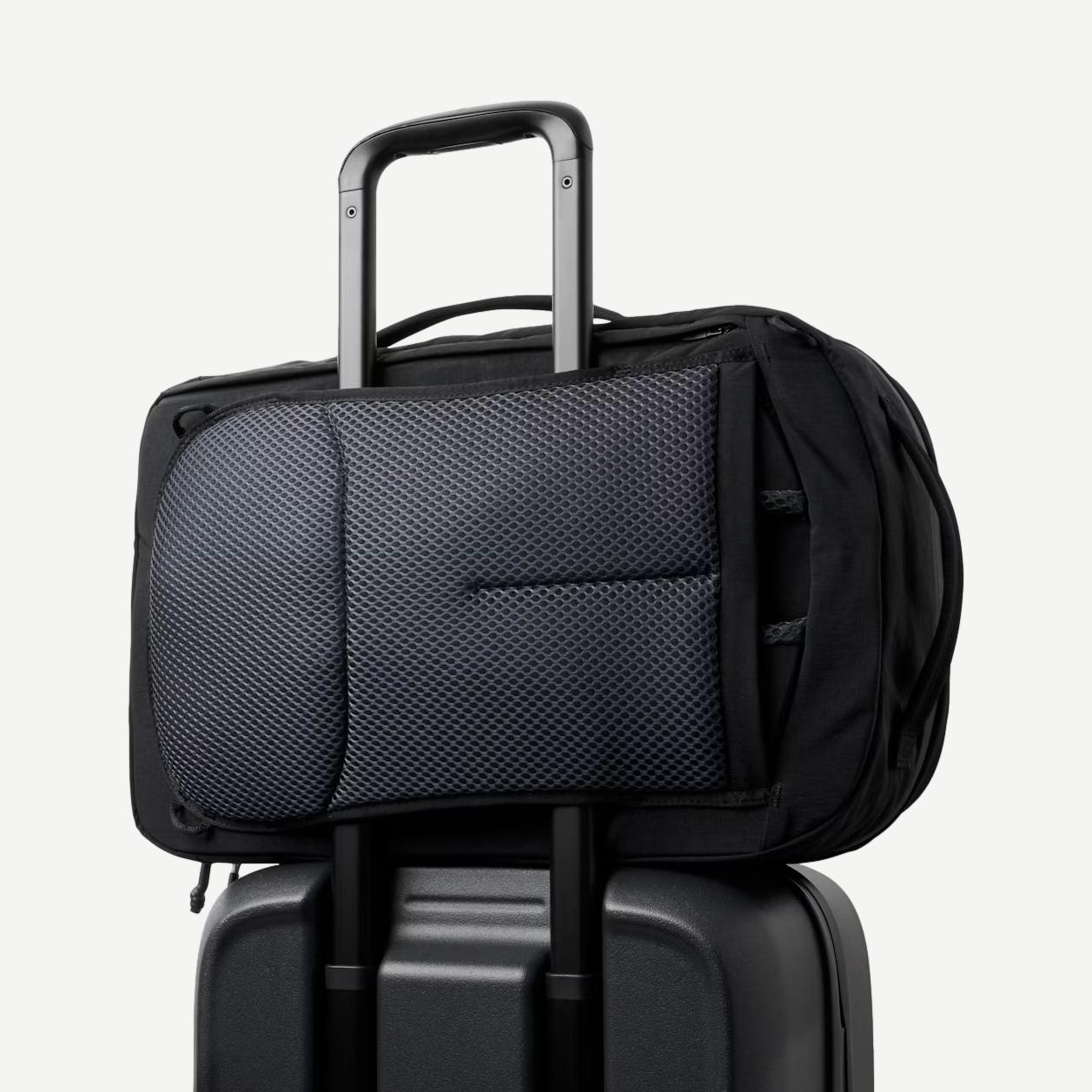 Lite Travel Pack 30L - Black - Galvanic.co