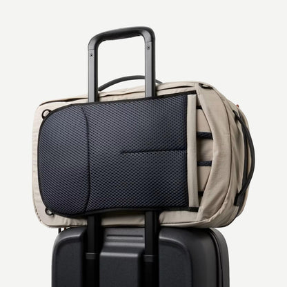 Lite Travel Pack 30L - Ash - Galvanic.co