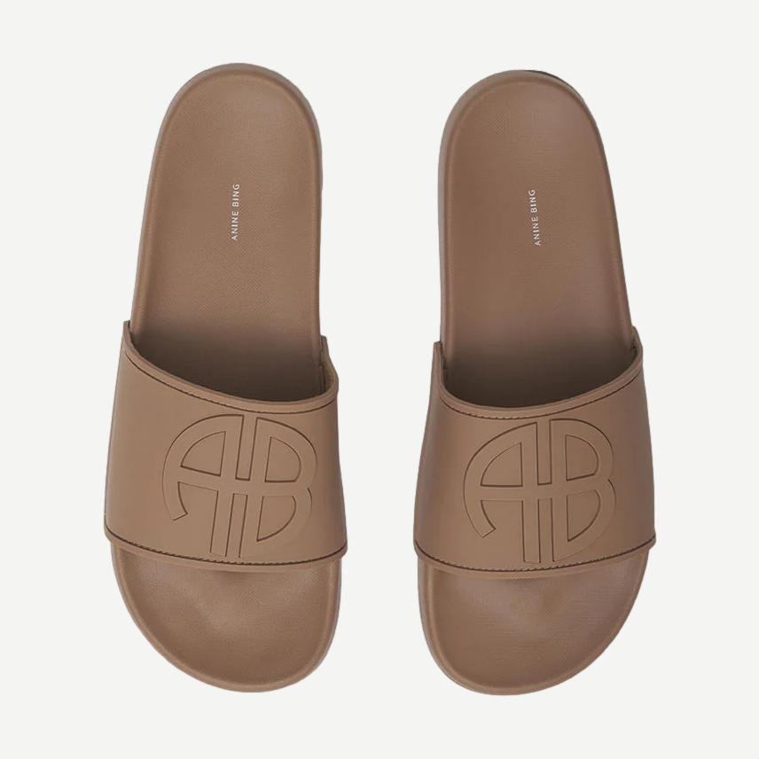Isla Slides - Camel Monogram