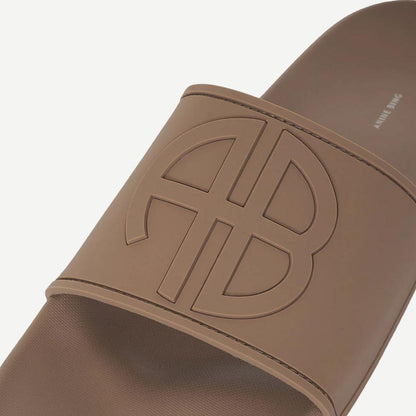 Isla Slides - Camel Monogram