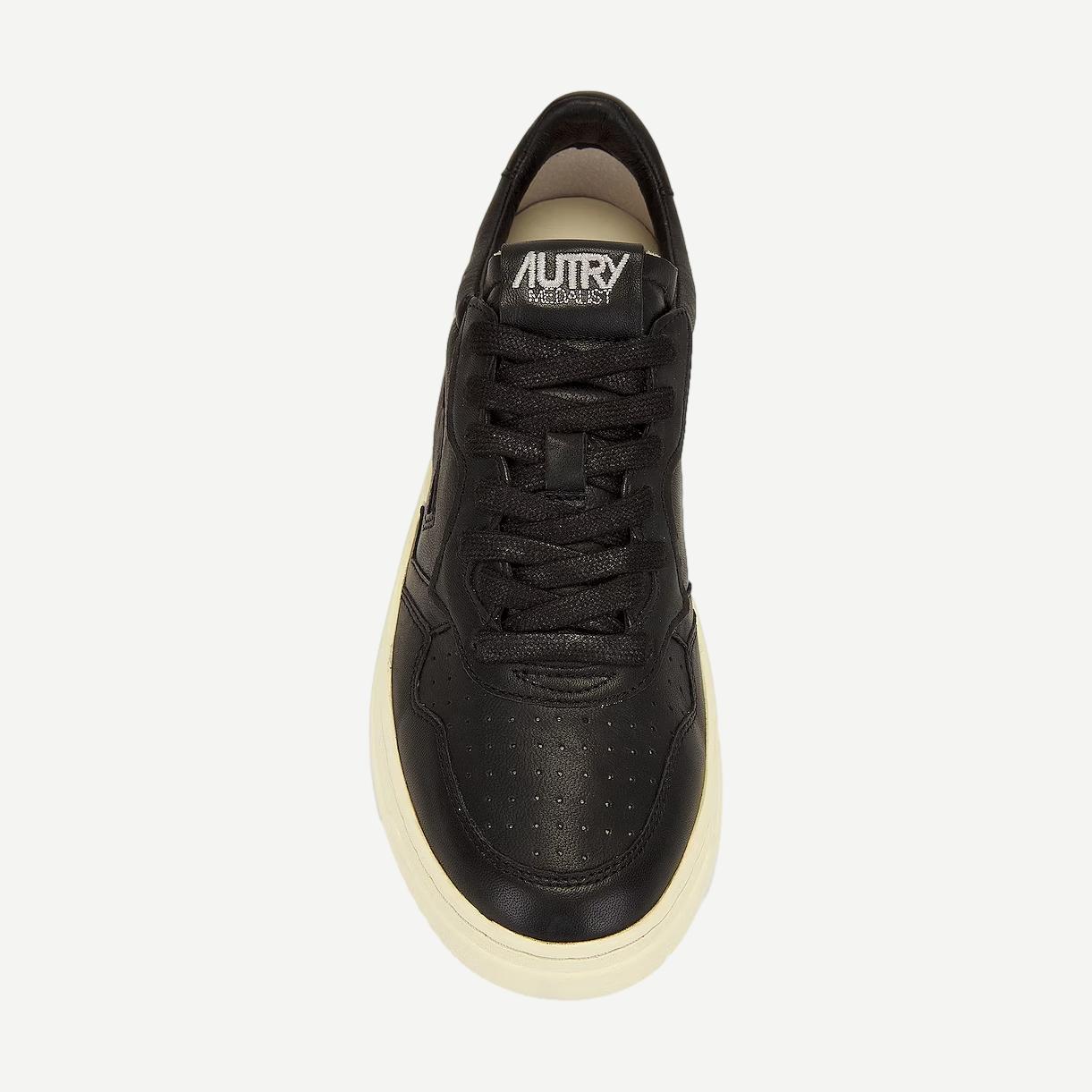 靴 Autry Medalist Low Man Goat/Goat Black Medalist Low - Solid Goat Black – Galvanic.co