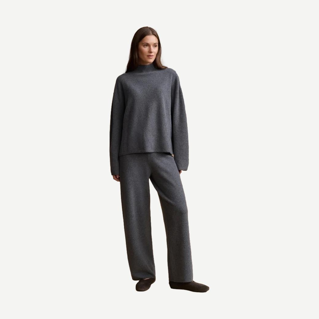 Chalet Sweater - Charcoal