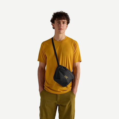 Mantis 2 Waist Pack 2.5L - 24K Black