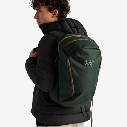 Mantis 26 Backpack - Dark Jade / Mongoose