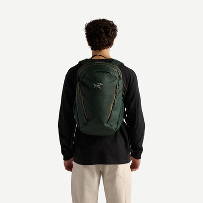 Mantis 26 Backpack - Dark Jade / Mongoose