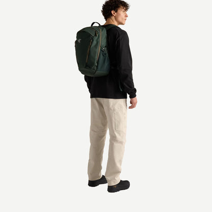 Mantis 26 Backpack - Dark Jade / Mongoose