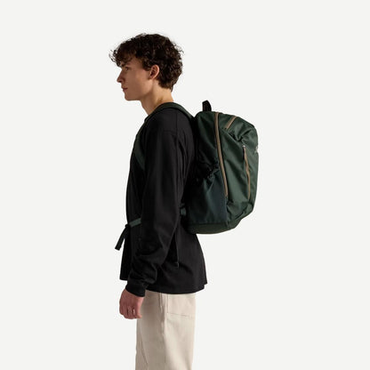 Mantis 26 Backpack - Dark Jade / Mongoose