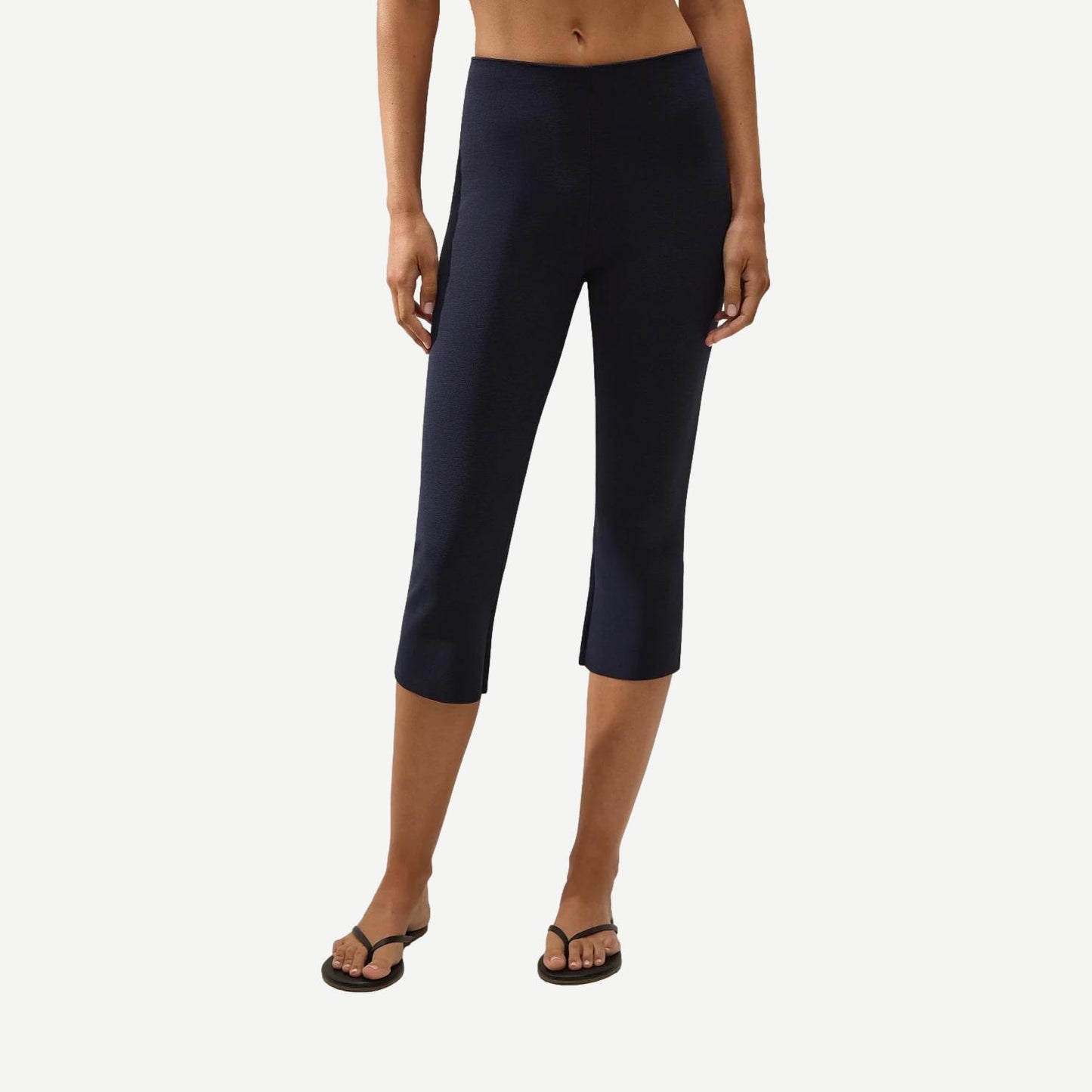 Leandra Capri Pant - Navy - Galvanic.co