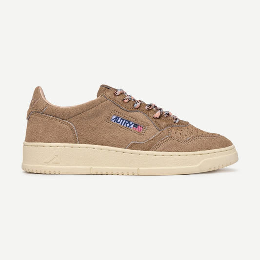 Medalist Low Man Pony/Laces Beige - Galvanic.co