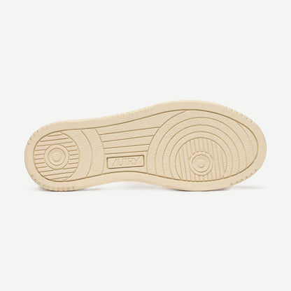 Medalist Low Woman - Pony/Laces Beige - Galvanic.co