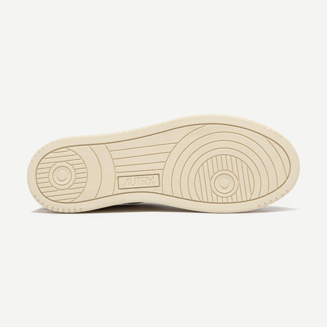 Medalist Low Man - Goat/Suede White/Bottle - Galvanic.co