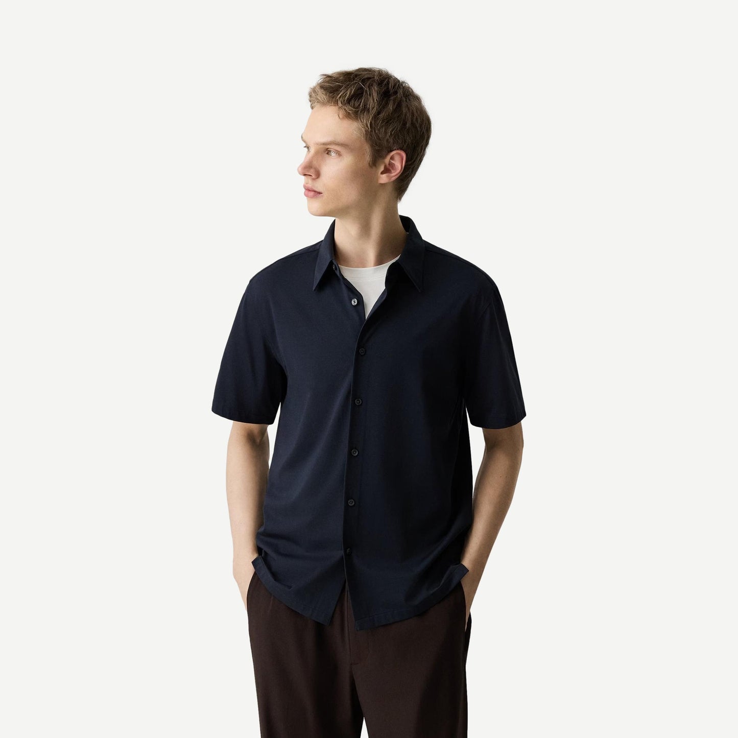 Theory Irving SS shirt in Eclipse color, made from structure knit fabric, showcasing a casual yet stylish men's shirt.