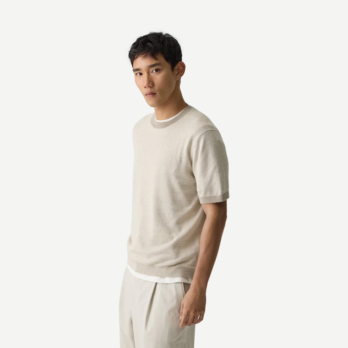 Silver Cloud crewneck t-shirt in silk linen by Theory, featuring a relaxed fit and soft, breathable fabric.