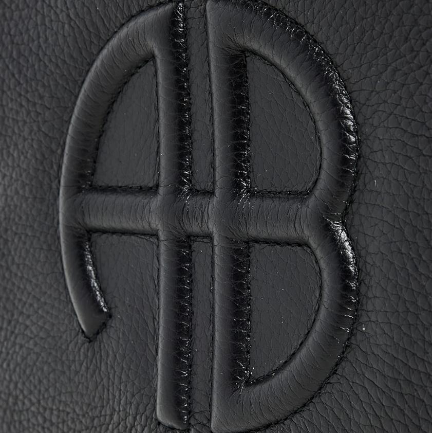 Lili Pouch - Black Pebbled - Galvanic.co
