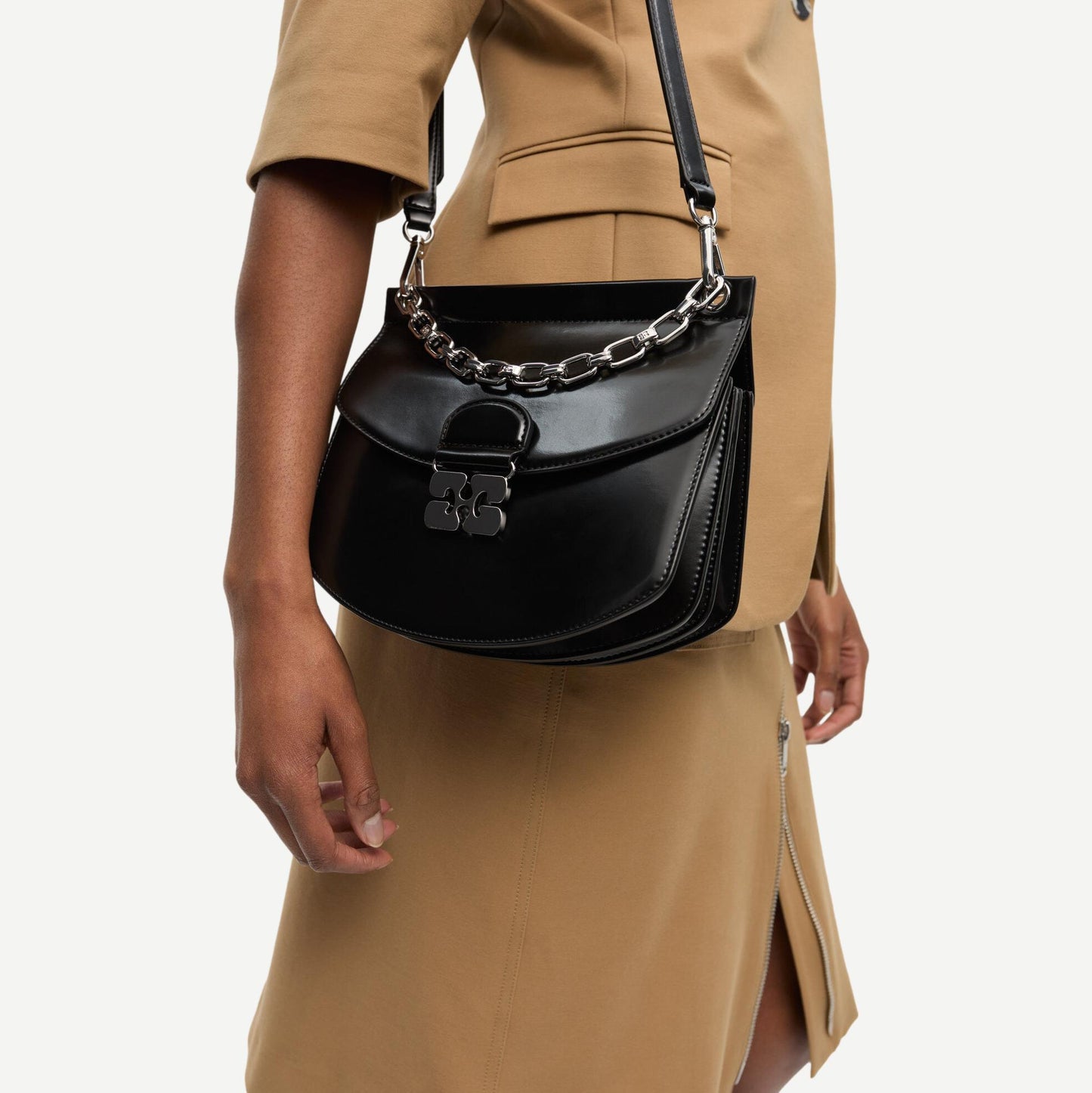 Apo-G Bag Small Box Chain - Black - Galvanic.co