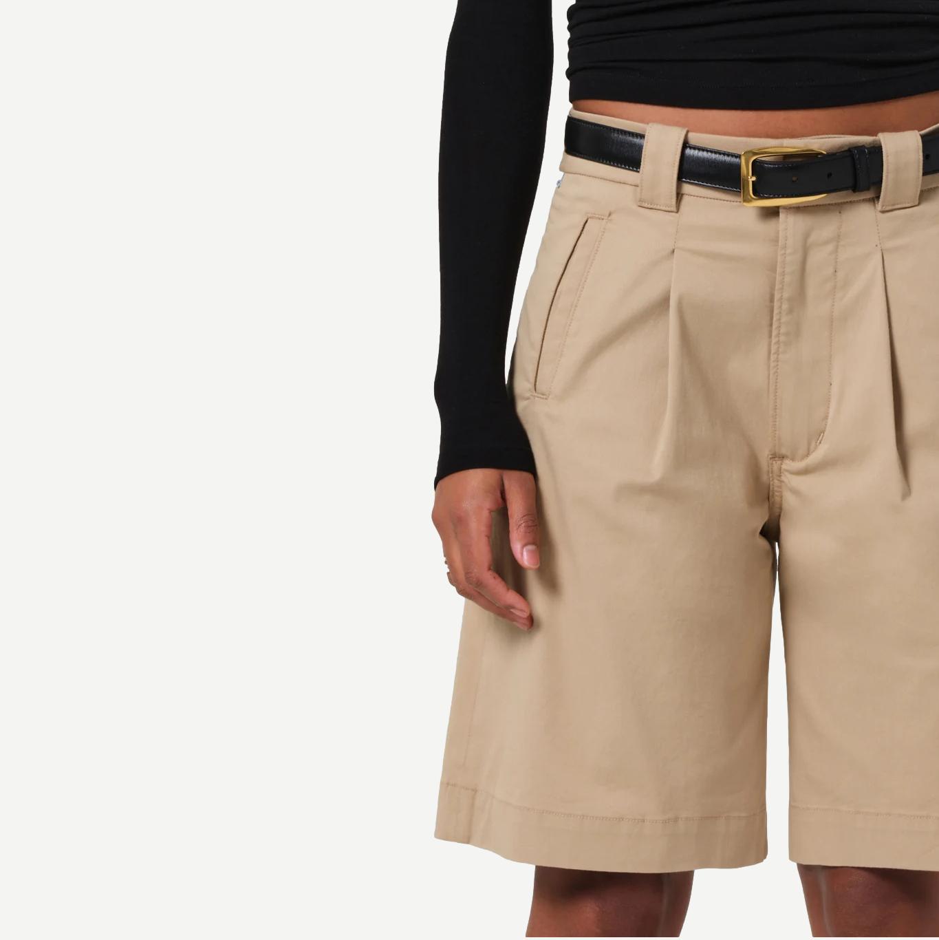 Cara Pleated Short - Catalina - Galvanic.co