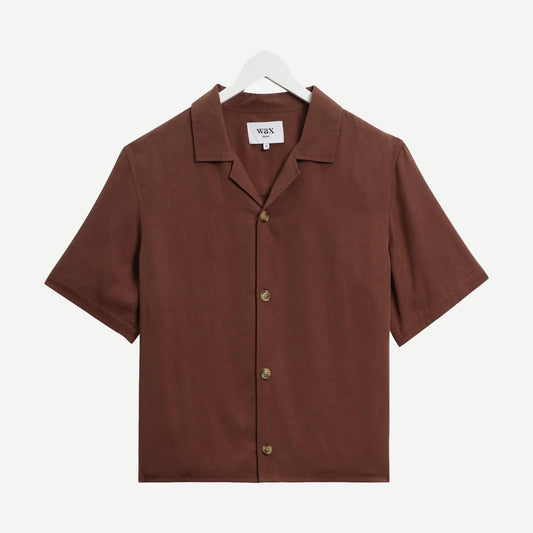 Wax London Curzon SS shirt in brown Tencel twill, short-sleeve design with a drapey, comfortable fit.