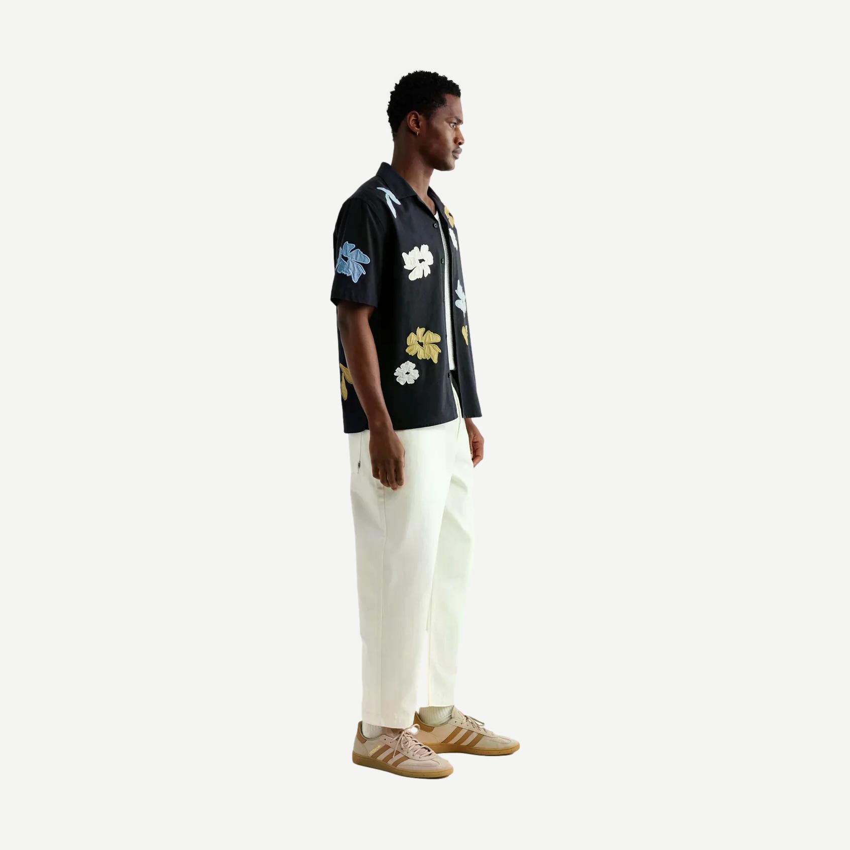 Didcot SS Shirt Flower Applique - Navy/Multi - Galvanic.co