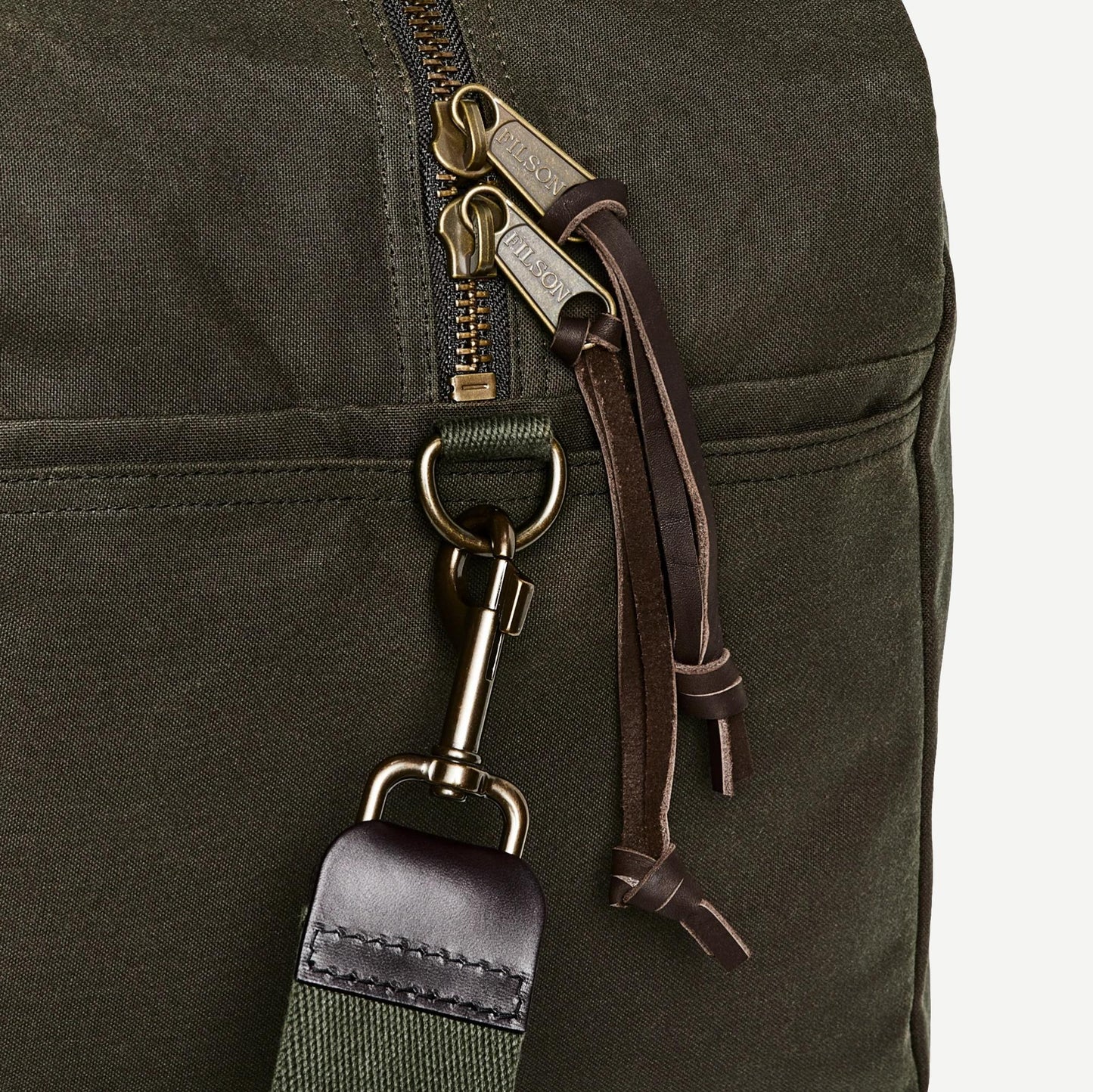 Tin Cloth Medium Duffle Bag - Otter Green