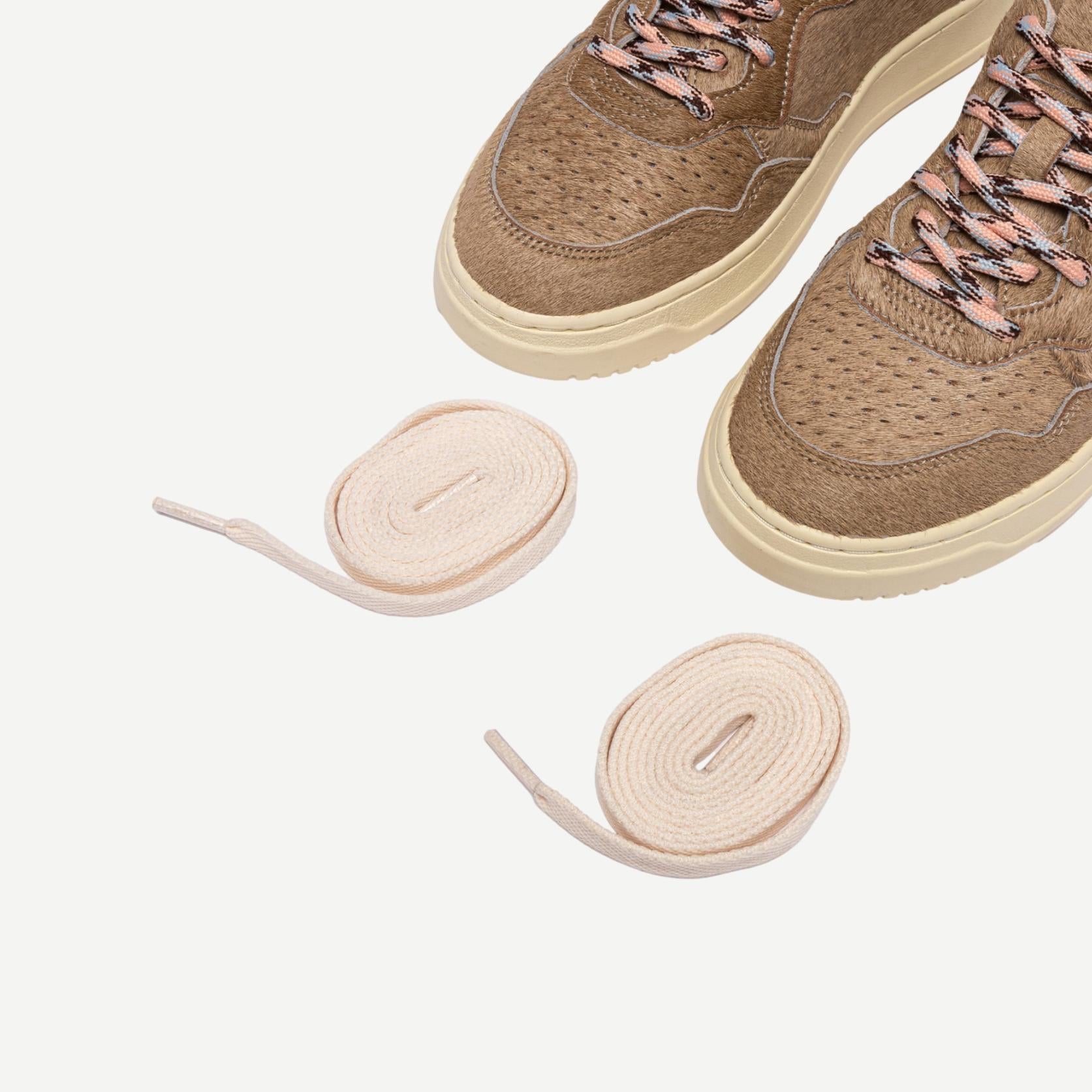 Medalist Low Man Pony/Laces Beige - Galvanic.co