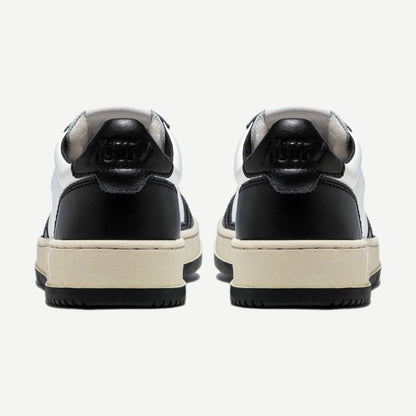 Medalist Low Wom - Leather/Leather White/Black - Galvanic.co