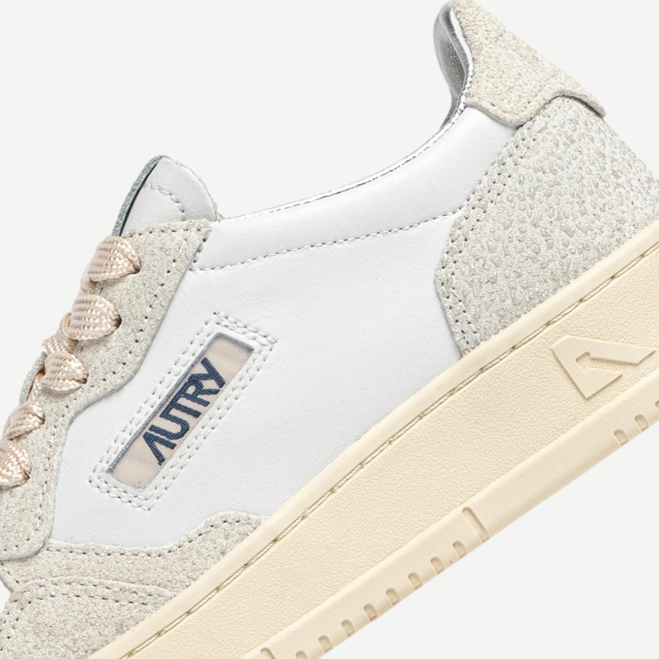 Medalist Low Woman - Leather/Glitter White/White - Galvanic.co