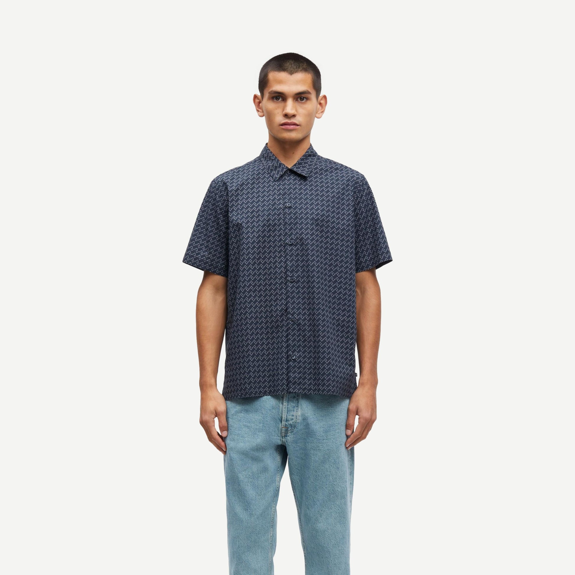 Saavan JX Shirt - Arrow Print Salute - Galvanic.co